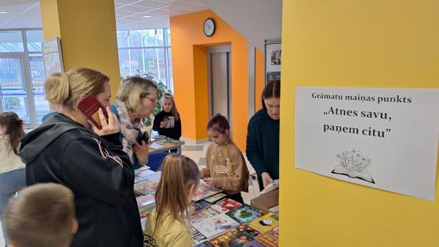 Grāmatu apmaiņa Atnes savu- paņem citu!